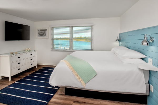 Champlin's Resort & Marina