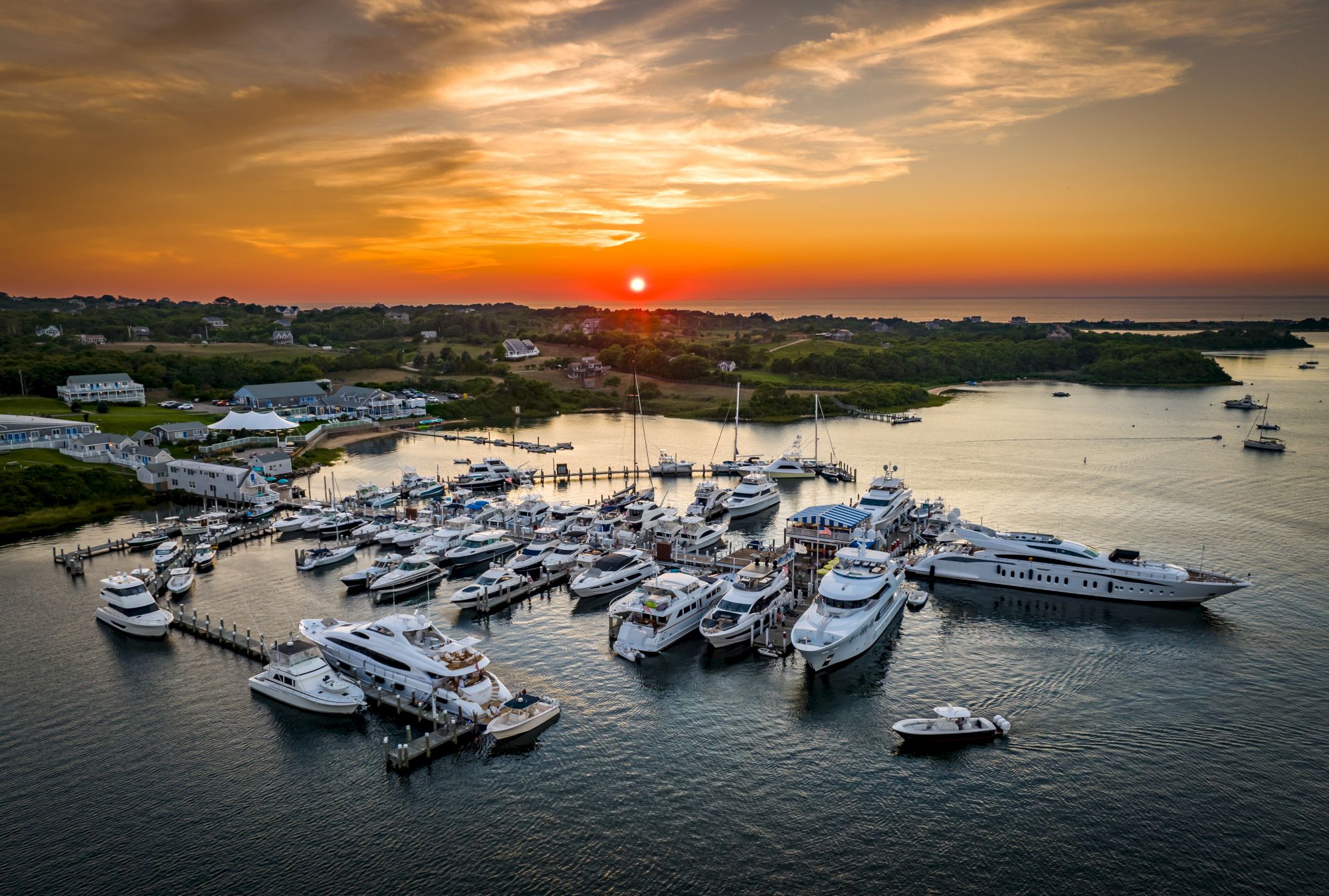 Champlin's Resort & Marina